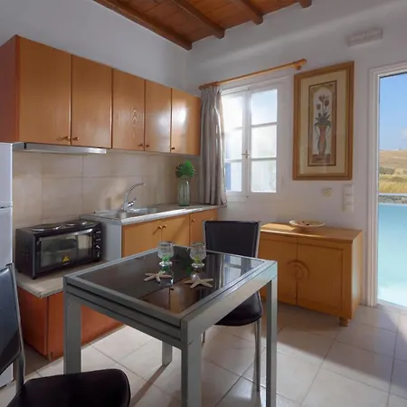 Adonis * Playa Kalo Livadi