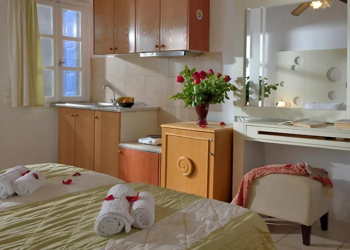 Adonis Καλό Λιβάδι